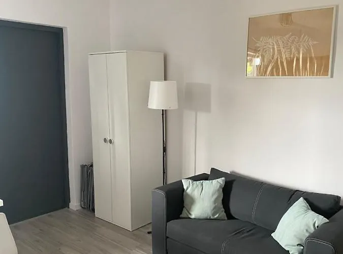 Wczasowe Nidia * Jezierzany