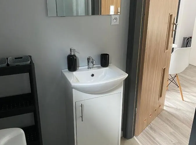 Wczasowe Nidia * Jezierzany